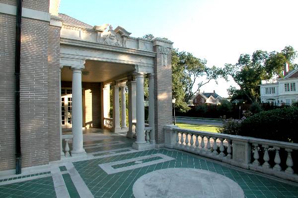 Abington House - Gardens<br />(Houses by Water)<br />Taken early summer morning facing East.